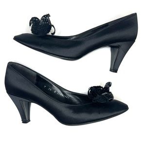 🖤Vintage Charles Jourdan Paris Satin Pumps